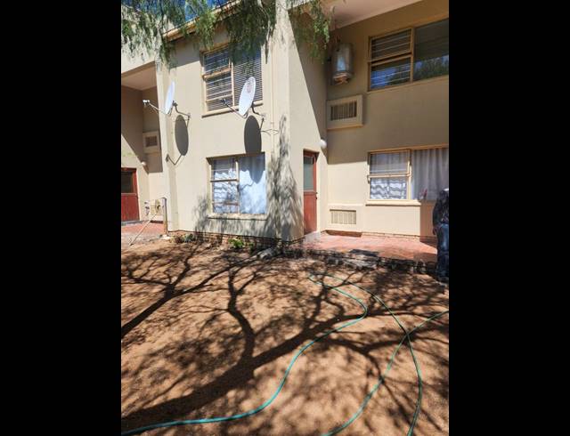 1 BEDROOM APARTMENT FOR SALE IN MMABATHO